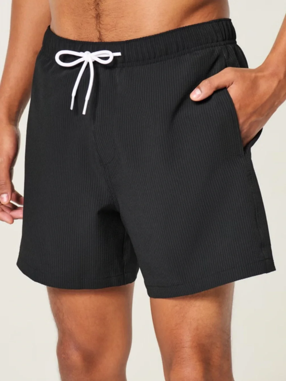 Hollister Men's Black lined seersucker swim Shorts M